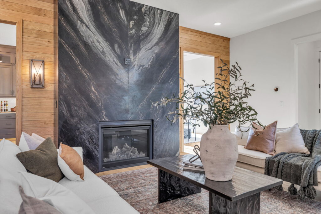 Makes a Builder a Leading Custom Home Builder,