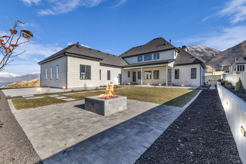 Custom home living room with vaulted ceilings — Utah County custom home builder reviews and what to look for